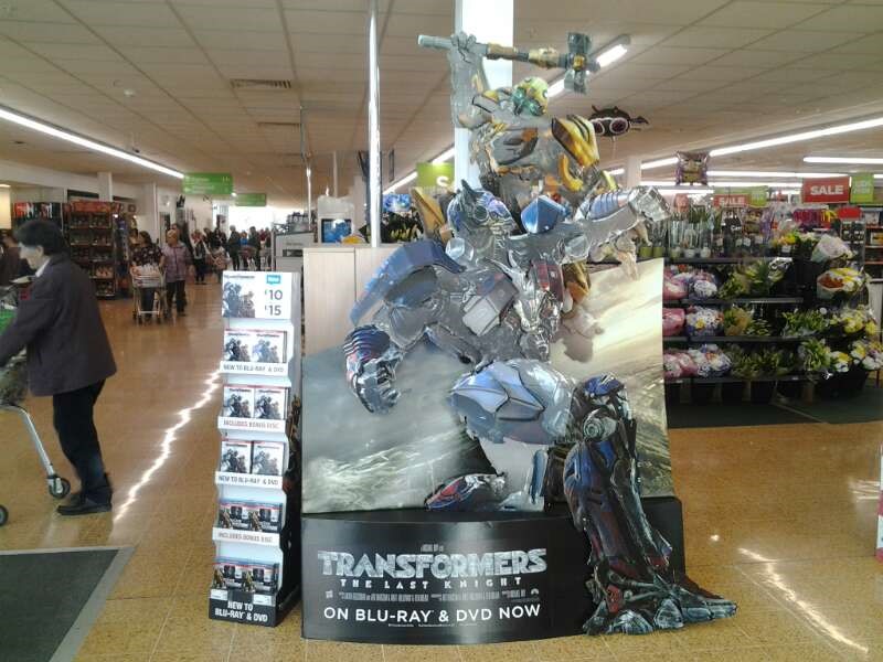 ‘Transformers: The Last Knight’ Character Standee set-up